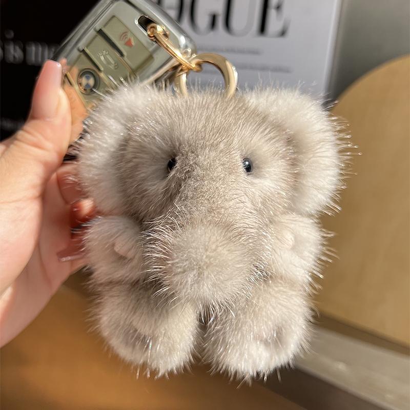 Women's Lovely Cute Elephant Mink Fur Keychain Charm Fashion Plush Car Key Chain Bag Pendant Keyrings Party Favor Jewelry