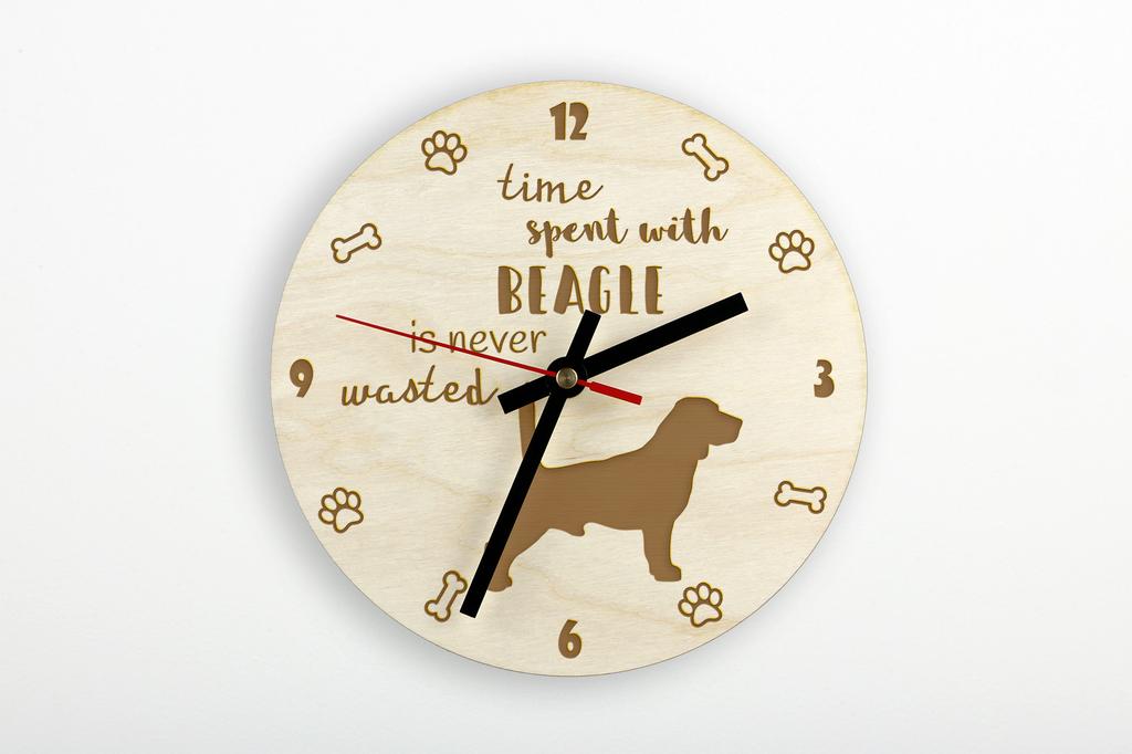 Beagle - clock with dog, wooden clock with engraving, personalised clock by Art-Dog