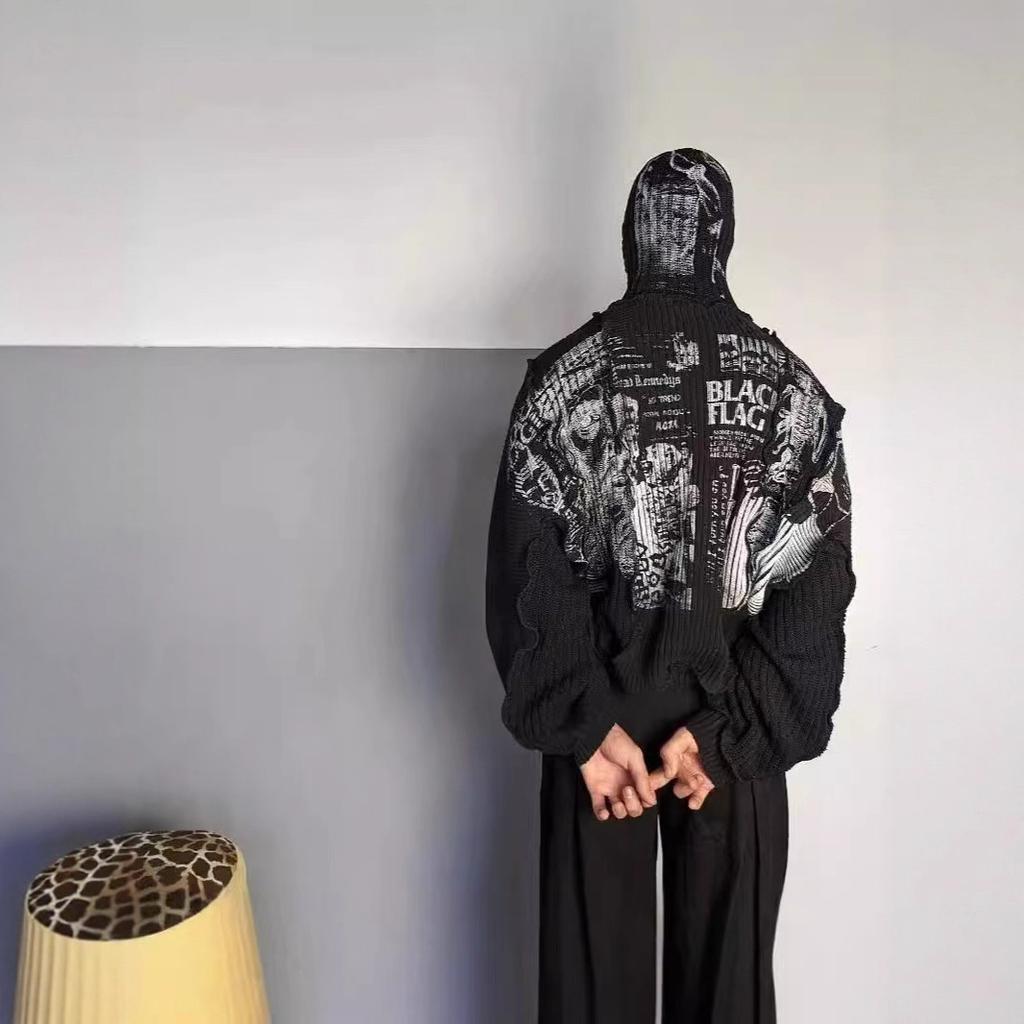 European and American Spring New Retro Dark Harbor Wind Hole Design Sense Knitted Jumper Sweater Men's and Women's Same Sweater