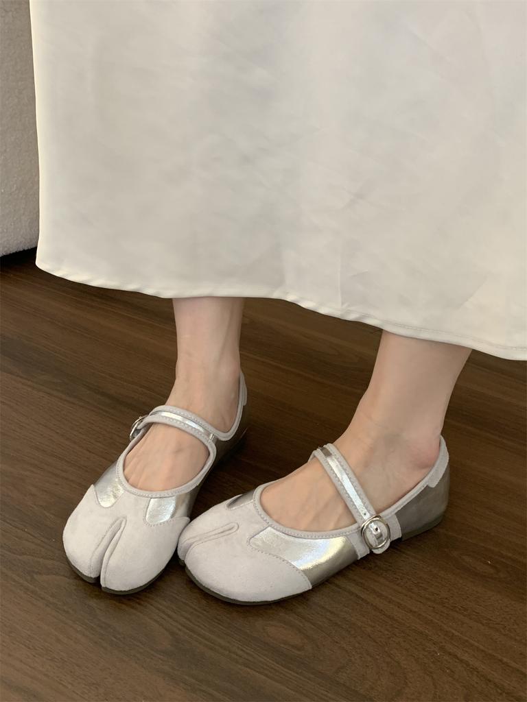 Fashion IPPEUM Tabi Shoes Ballet Flats For Women 2025 New Vintage Ballerina Shoes Split Toe