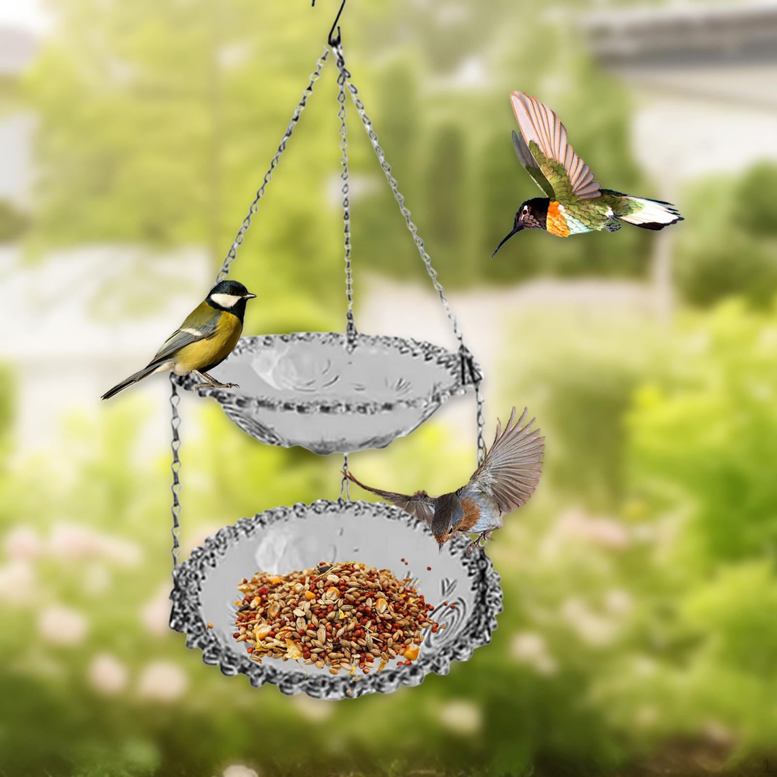 

Кормушка для птиц с подвесной купалкой и поилкой для использования на открытом воздухе серый