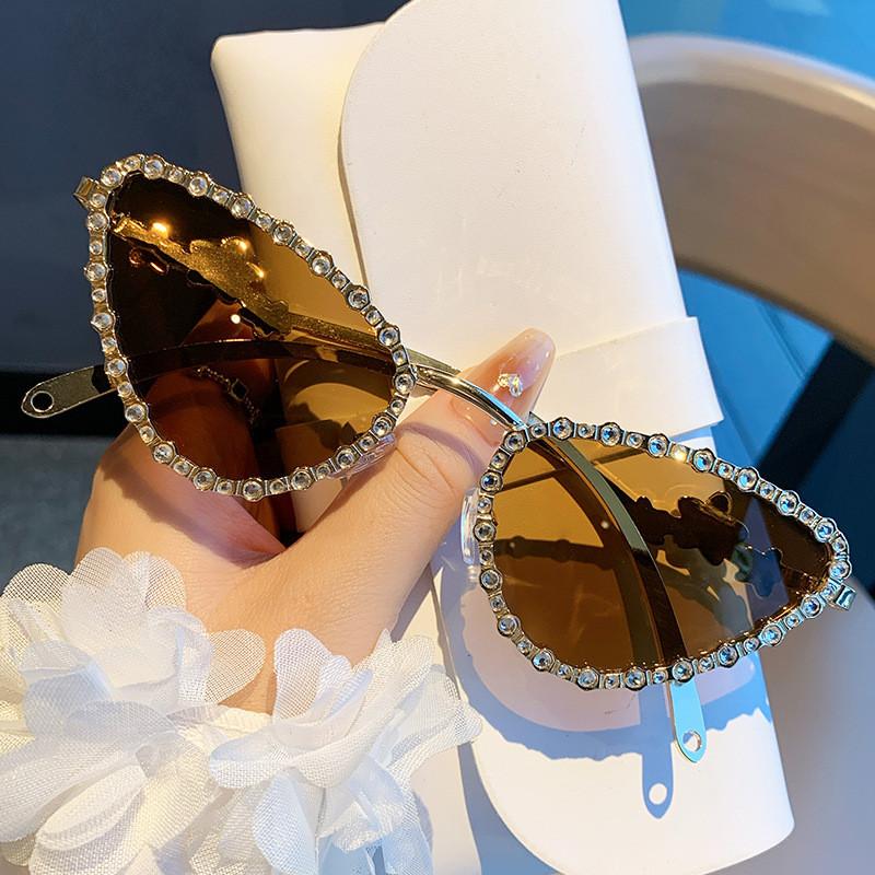 Cat Eye Sunglasses For Women With Diamond Embellishments Uv400 Sun Protection Fashion Accessory