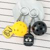 Kreativer Pickleballschläger Metall Schlüsselanhänger Pickle Sport Schlüsselanhänger Inspirierende Pickle Dink Ball Geschenke Peak Fans Partygeschenke