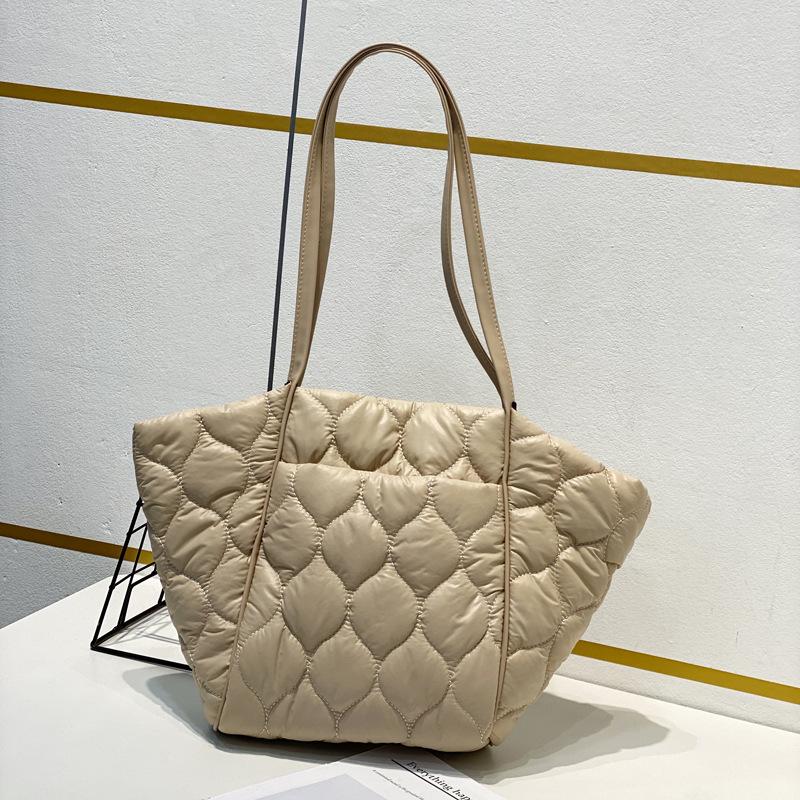 

New fashionable large-capacity handbag versatile commuter shoulder bag canvas space cotton bag tote bag women