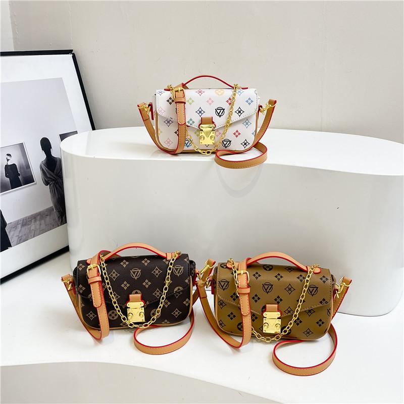 New Fashionable and High-end Contrasting Color Messenger Bag Portable Shoulder Messenger Trendy Women's Bag