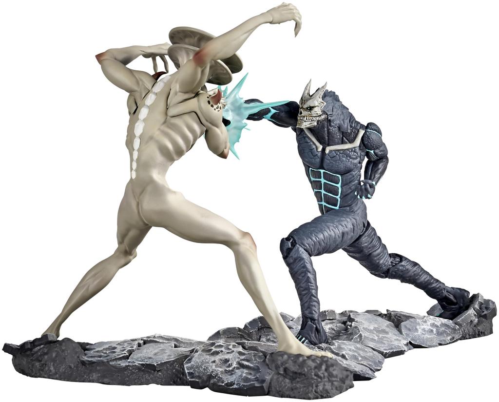Kaiyodo Anime "Kaiju No. 8" Kaiju No. 8 vs. Kaiju No. 9 1/18 Scale PVC Painted Complete Figure