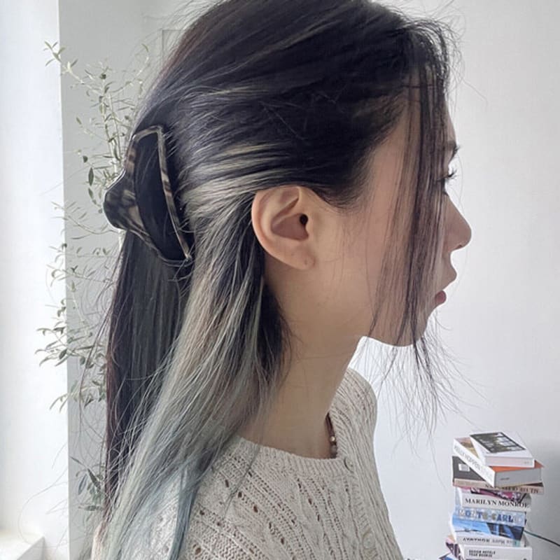 mosxe Smooth frame hair-clip (4color)