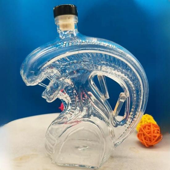 Whiskey Bottle Unique Alien Shape Glass Wine Decanter Multifunctional Beverage Container for Whiskey Wine Beer