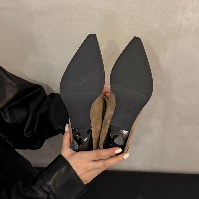 Pointed High-heeled Short Boots Women's 2025 New Autumn Retro Pleated Piled Boots Thin Heels Western Thin Boots