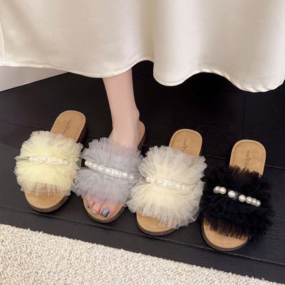 2025 Summer New Fairy Style Pearl Slippers Women Wear Flat Bottom Thin Bottom One Word Drag Beach Sandals with Skirt