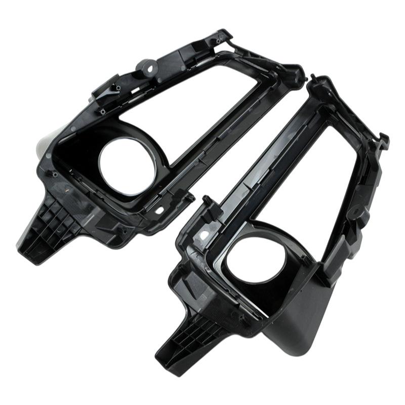 Fog Lights and Front Bumper Lights for Toyota Hiace 2019-2020 Models.