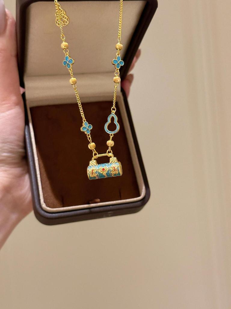 Retro Chinese Drip Glaze Peace Lock Pendant Necklace – Enamel Painted Oil Style Clavicle Chain for Women