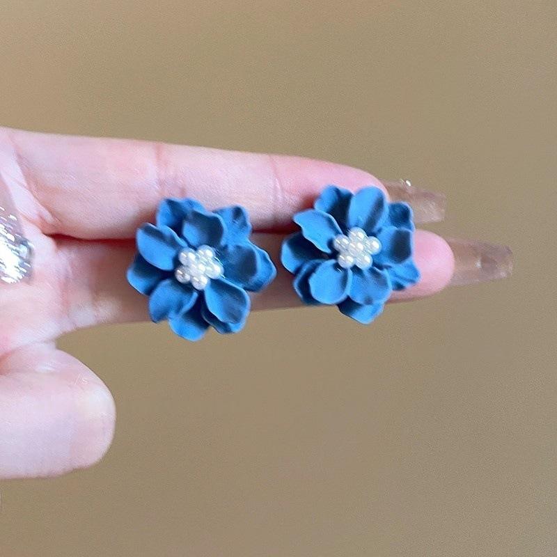 1pair Acrylic White Camellia Flowers Stud Earrings for Women Fashion Temperament  Earring Party Wedding Jewelry Wholesale