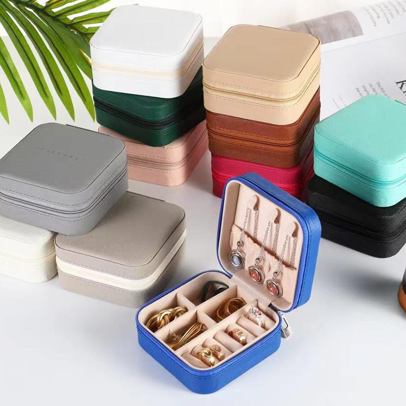 Jewelry Organizer Display Travel Jewelry Case Boxes Portable Locket Necklace Jewelry Box Leather Storage Earring Ring Holder
