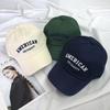 Amer Baseballkappe mit gestickten Buchstaben zum Sonnenschutz und für Freizeitkleidung