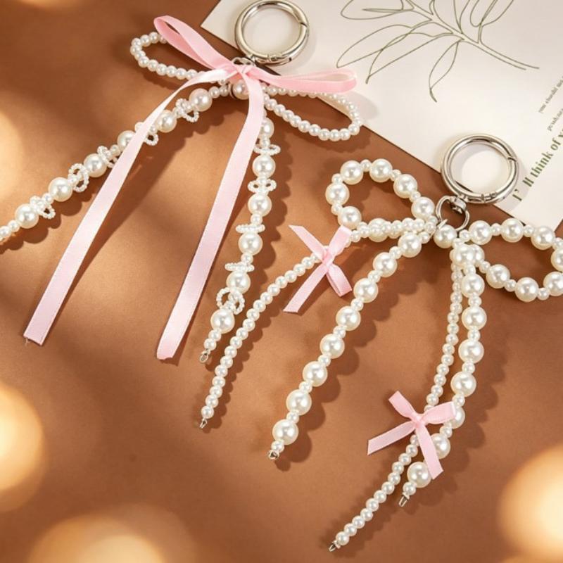 Kawaii Pearl Bow Keychain Lovely Heart Pendant Keyring Stylish Bag Accessory Perfect for Girls Daily Use Gift