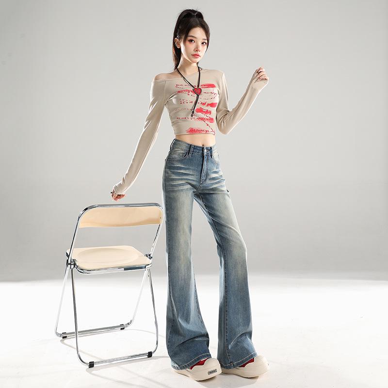American Retro Mid-Waist Micro-Flare Jeans for Women - 2025 Autumn, Loose Fit, Crease Design
