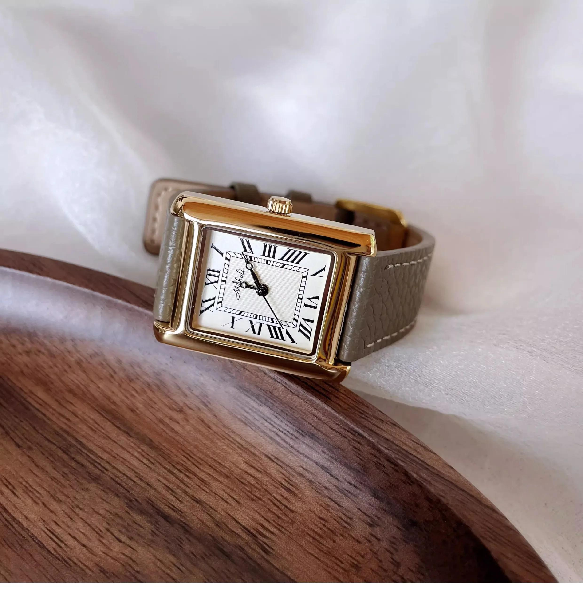 Luxury Women`s Watch Quartz Vintage Gold