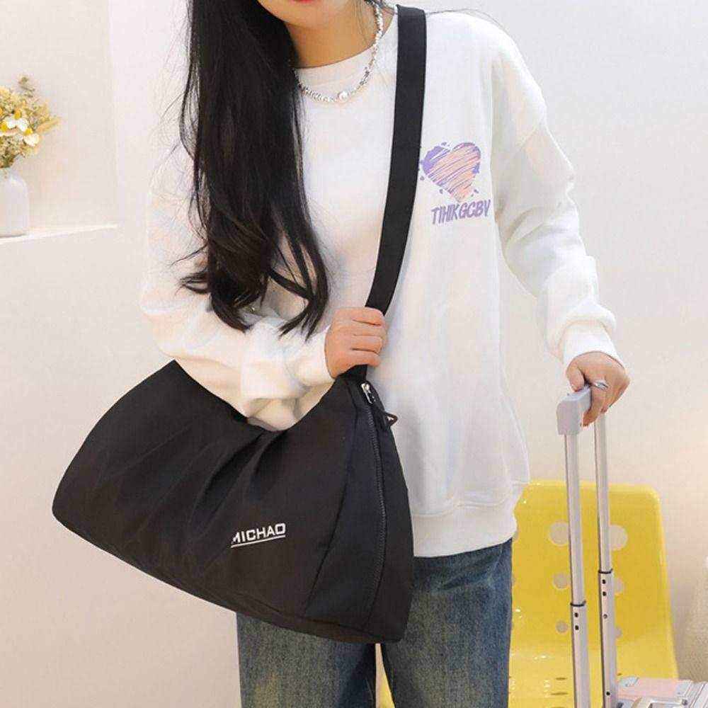 Waterproof Sports Fitness Bag Large Capacity Duffle Bag Fashion Yoga Satchel Bag  Luggage Bag