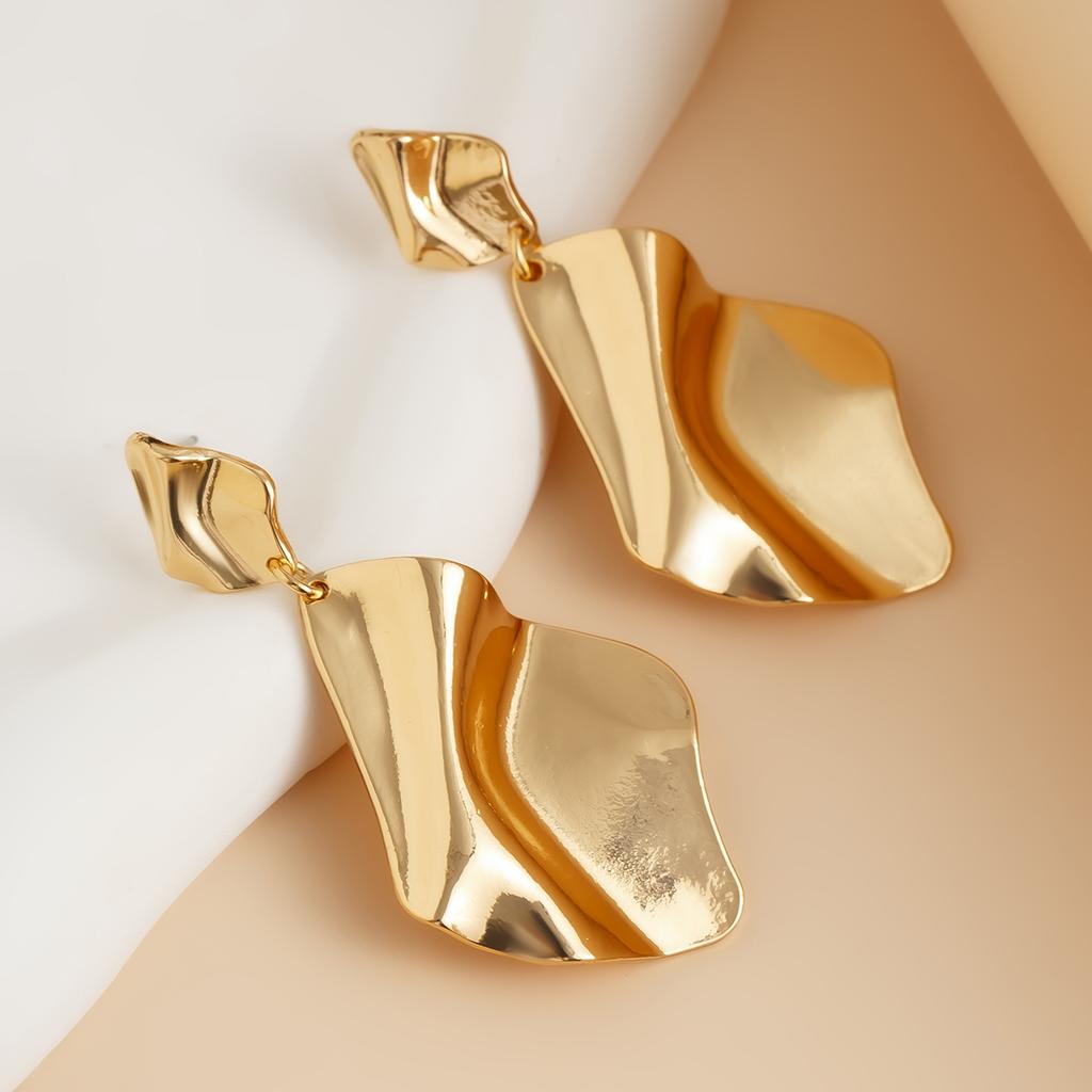 Ingemark Vintage Irregular Pleated Metal Drop Earring for Women Fashion Statement Goth Gold Color Piercing Earrings Zircon Gift