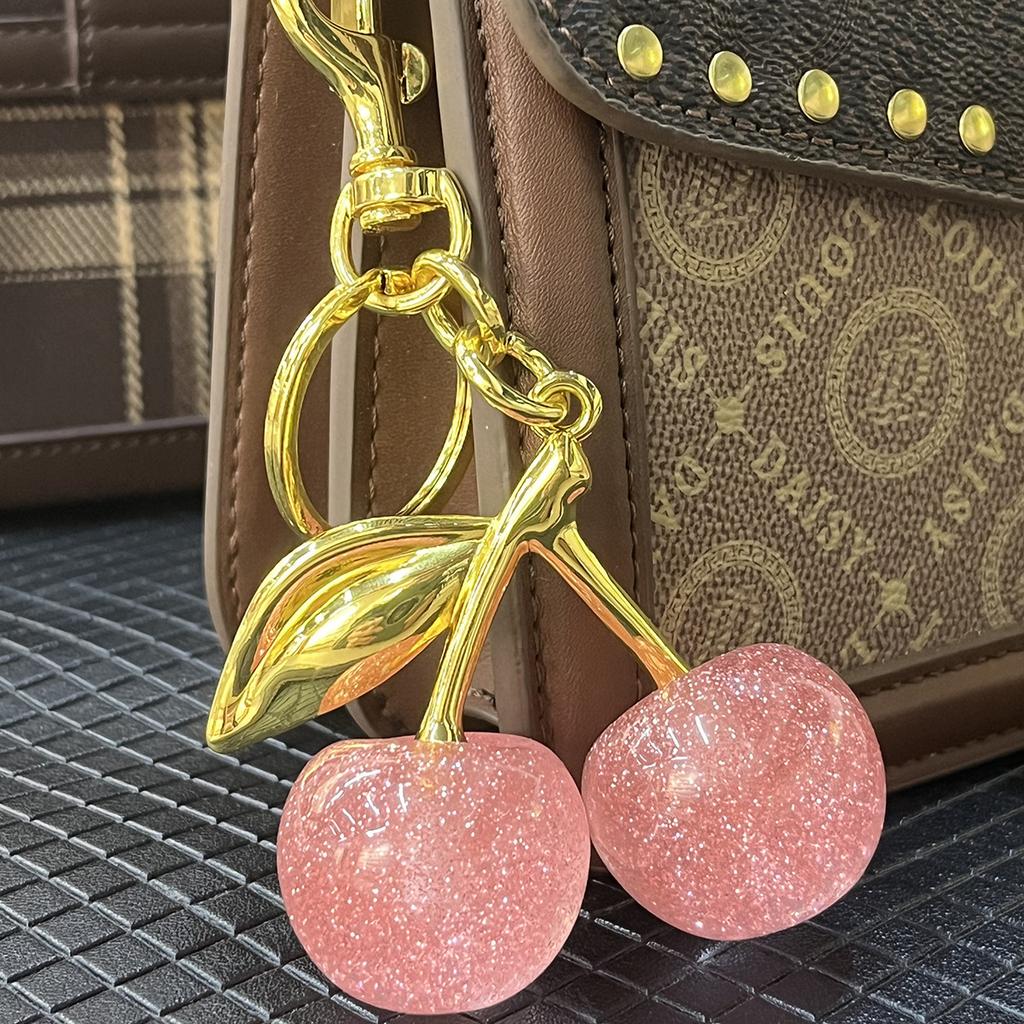 Cherry Keychain, Bag Pendant, Women'S Bag Jewelry, Exquisite Car Keychain, Elegant Couple Buckle.