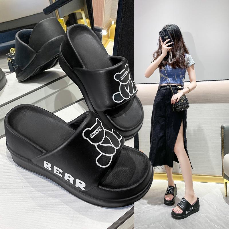 Slippers Female Non-slip Home Soft Bottom Trend Thick Bottom Can Be Worn Outside Sandals Slippers