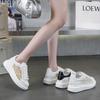 Nuove scarpe da ginnastica casual con plateau alla moda, leggere e versatili, stile ins estivo per donna