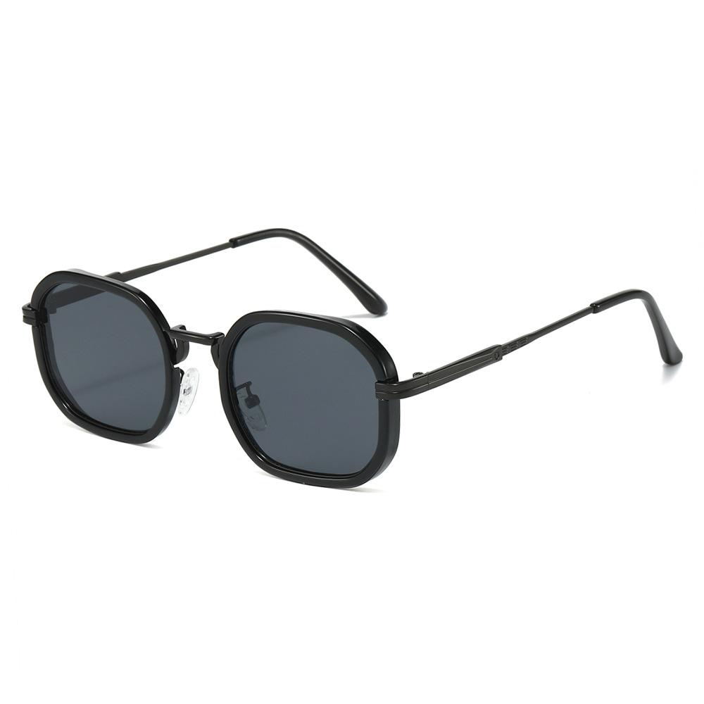 

Vintage Square Sunglasses Women Metal Men Shades Fashion Eyewear Luxury Sun Glasses Brand Oculus Female Gafas UV400 as picture