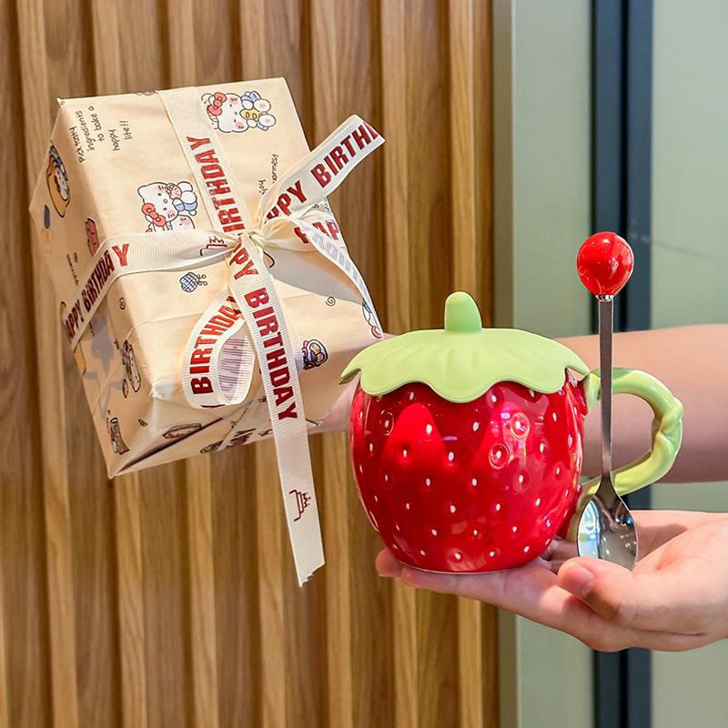 Ins roztomilý jahodový keramický hrnek dárková krabička vysoce hodnotný hrnek s víčkem suvenýr dárek k narozeninám praktický pro dívky