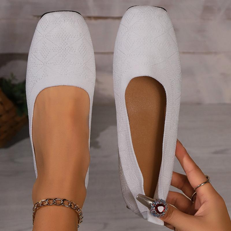 New round head flat bottom lazy single shoes women's flying weaving breathable flat heel shallow mouth