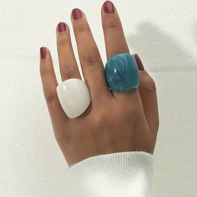 2pcs Fashion Chunky Ring Made Of Resin Ocean Blue + Milky White Match Daily Outfits Dainty Party Accessories Symbol Of Peace And Love
