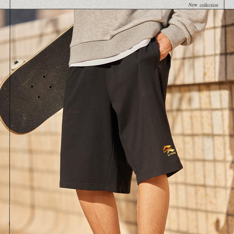 Li Ning Sports Fashion Series Simple Breathable Comfortable Skin-Friendly Solid Color Knitted Embroidered Casual Shorts Men Shorts Black AKSU699-1
