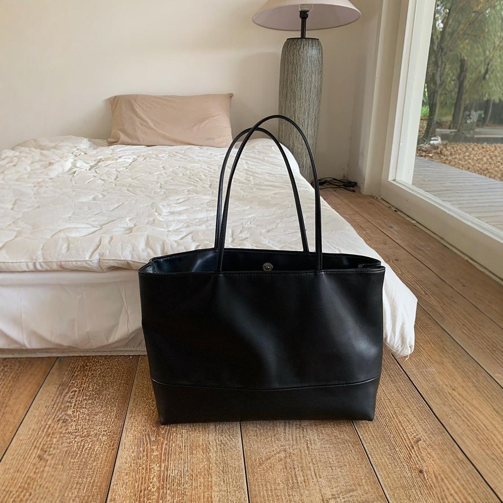 Simple Soft Leather Sense Shoulder Commuter Bag Retro Coffee Color Work Casual Underarm Tote Bag Woman