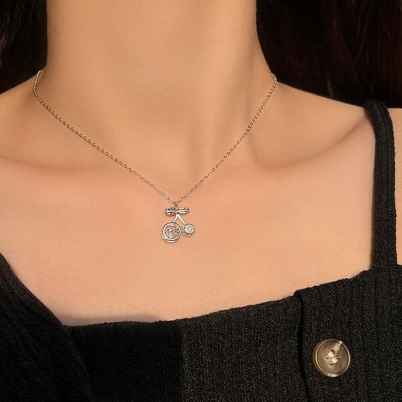 Flash Diamond Round Diamond Agile Zircon Cherry Pendant Versatile Necklace Clavicle Chain Thin Exquisite Ins