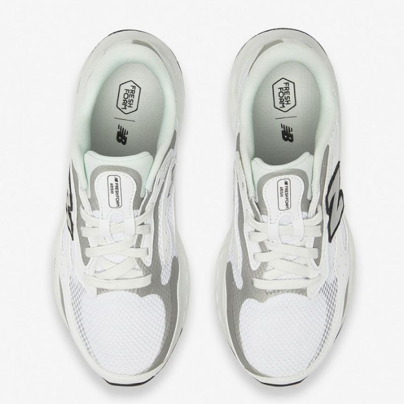 New Balance Nbpfef779w Fresh Form Arish V4  Women D   White 