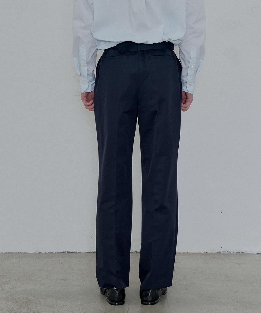 FILLCHIC Solotex Belted Double-Pleated Pants (Navy)