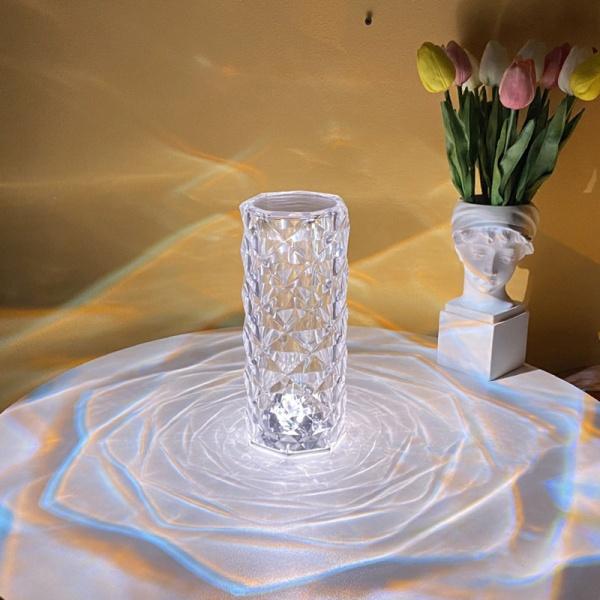 Ny 16-farger Touch-fjernkontroll Switch LED Crystal Bordlampe Diamond Rose Nattlys Atmosfære Nattbord Bar Art Decor