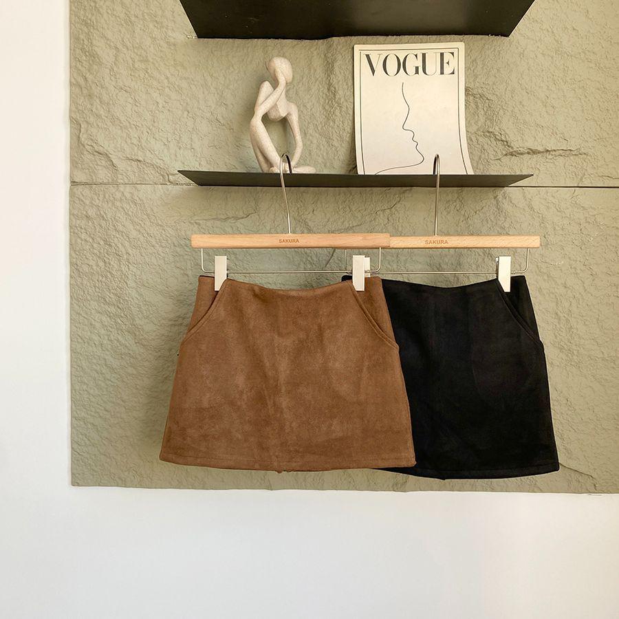 Coffee-colored Korean Style Suede Plush Bodycon Mini Skirt - Thickened, Low-Waist, Hip-Hugging, 280g, Perfect for Autumn/Winter.