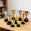 2 Peças Troféu de Plástico Durável Tamanho Pequeno Troféus de Premiação para Competição Infantil ao Ar Livre Prêmios Recompensas