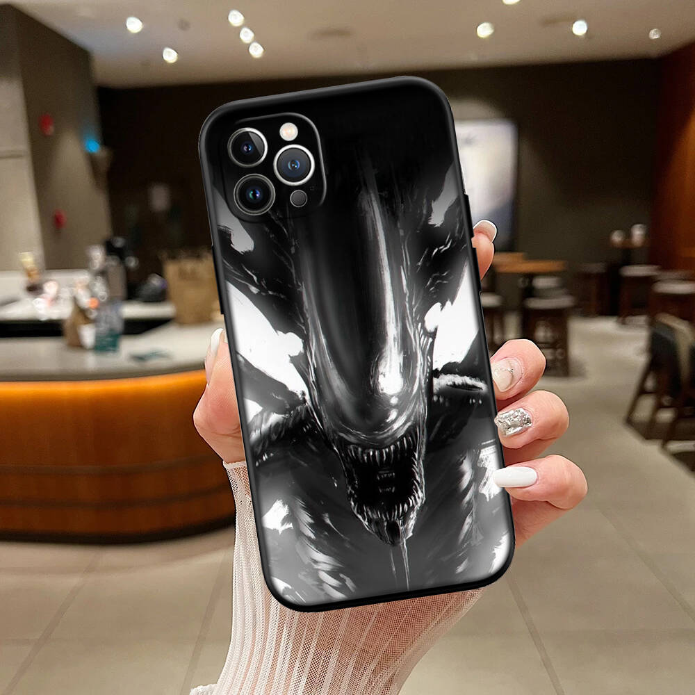 Aliens Predator Phone Case for Xiaomi Poco C40 C51 C50 C55 C65 C71 C75 C85 F8 F7 F6 F5 F3 F2 X7 X6 X4 X3 M7 M6 M5 M4 M3 M2 Pro
