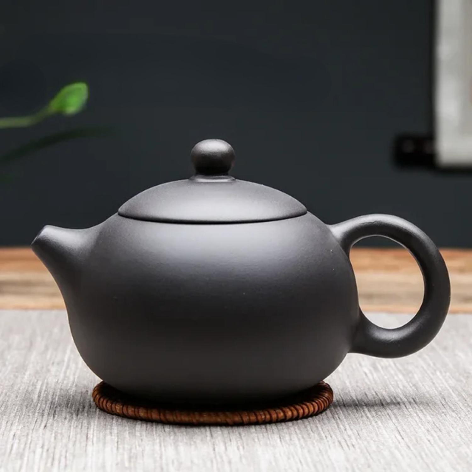 

Yixing 500 мл Ємність Yixing Механічна обробка Глиняний чайник Xishi Чайник Китайська традиція Чайний посуд Улун Pu re Tea Set Чайник з фільтром