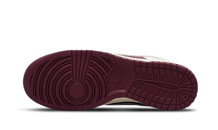 Dunk Low Retro PRM Valentine's Day (2023)