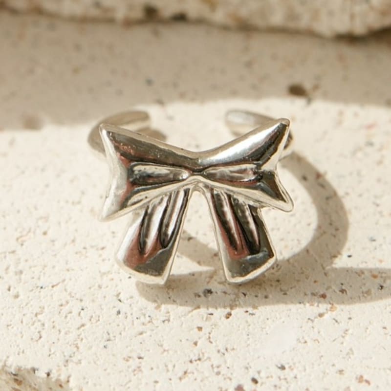 BELLOOGGI Ribbon earcuff