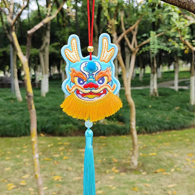

Dragon 3D Embroidered Tassel Car Pendant Sachet Unscented синий