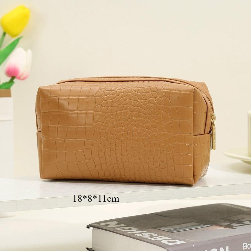 Simple Travel Large Capacity Makeup Bag Cosmetic Storage Pouch Toothbrush Wash Bag Storage Case