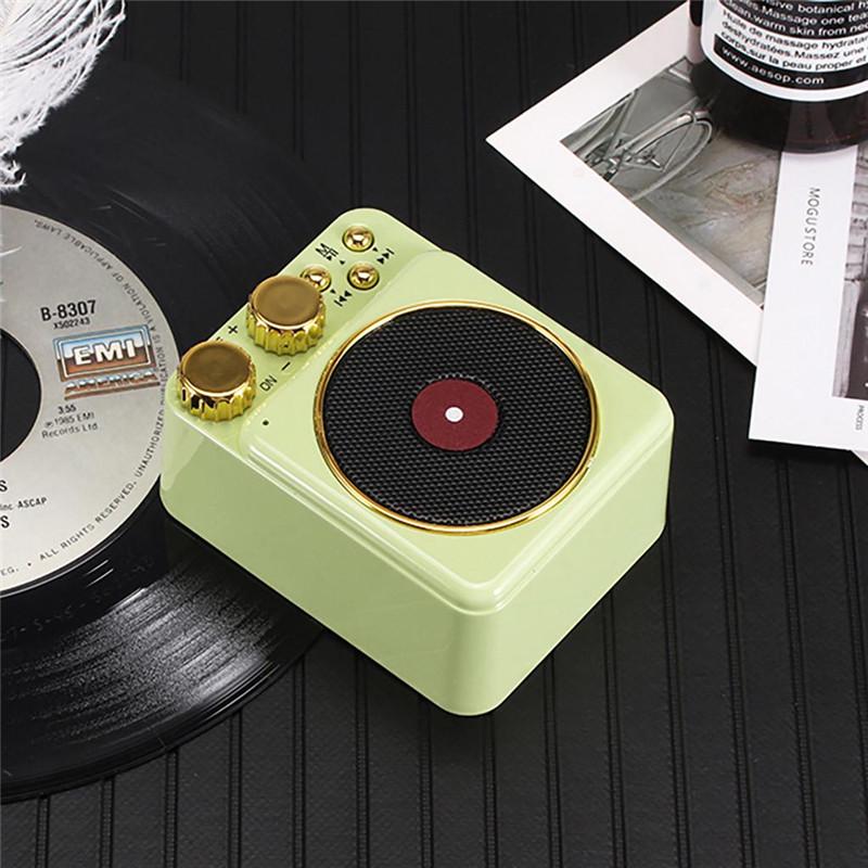 

T10 Portable Vintage Phonograph Sound Outdoor Wireless Bluetooth 4.2 Speakers зелёный