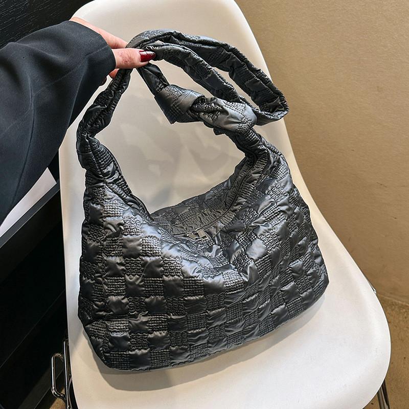 IELGY Cloud Bag Plaid Pleated One-Shoulder Cotton-Padded Bag Large-Capacity Casual Korean Version Diagon