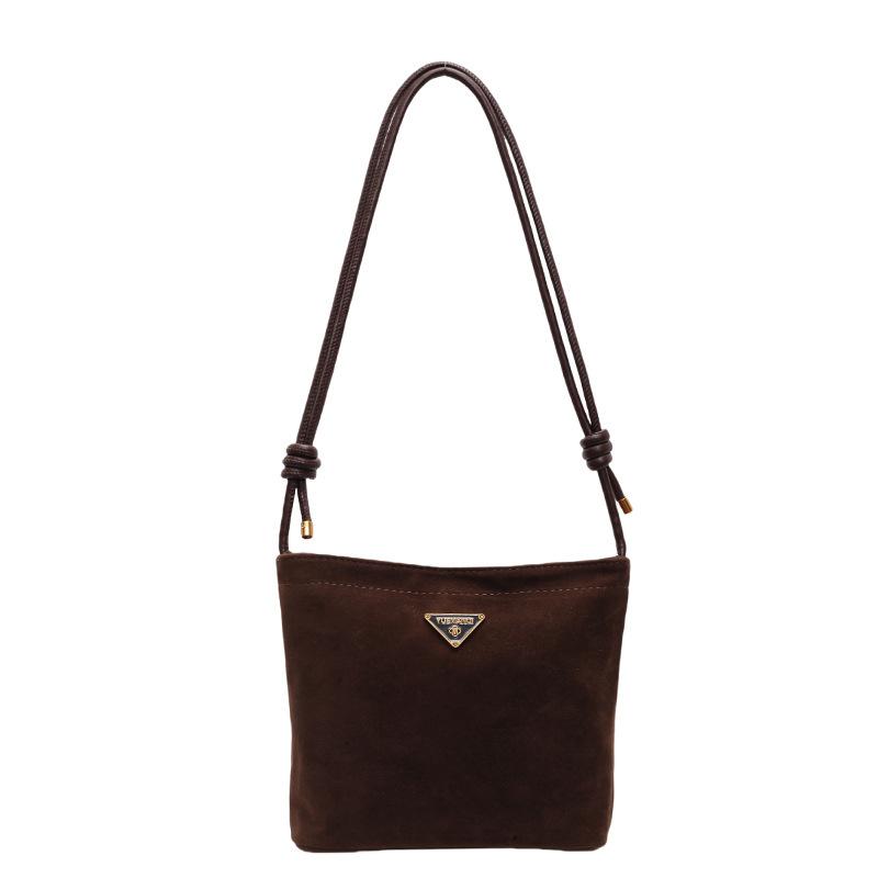 Simple Casual Large-capacity Women's Bag, New Fashionable Retro High-value Commuting Shoulder Underarm Bucket Bag
