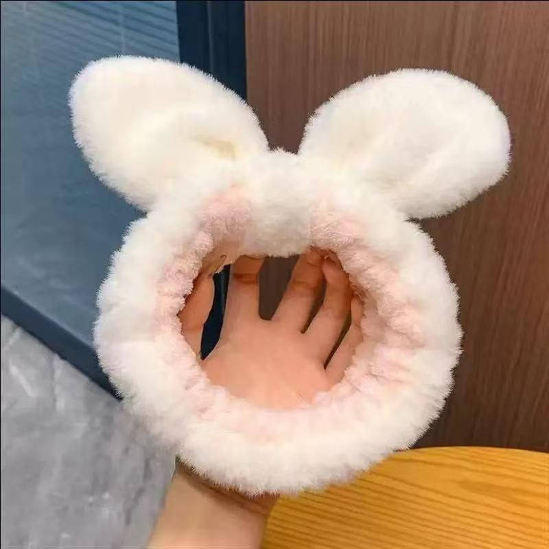 Strawberry Bear Plush Headband: Non-Slip Cute Cartoon Hair Accessory for Girls