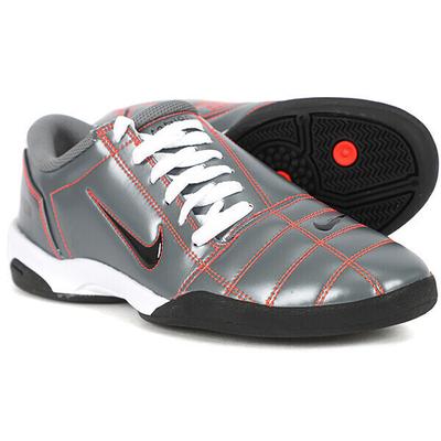 Total 90 Sneakers